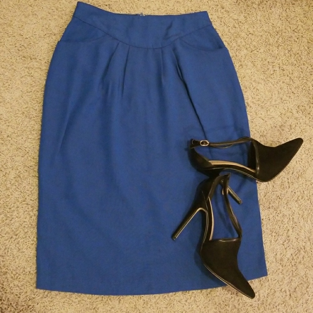 Blue 2-pocket midi skirt